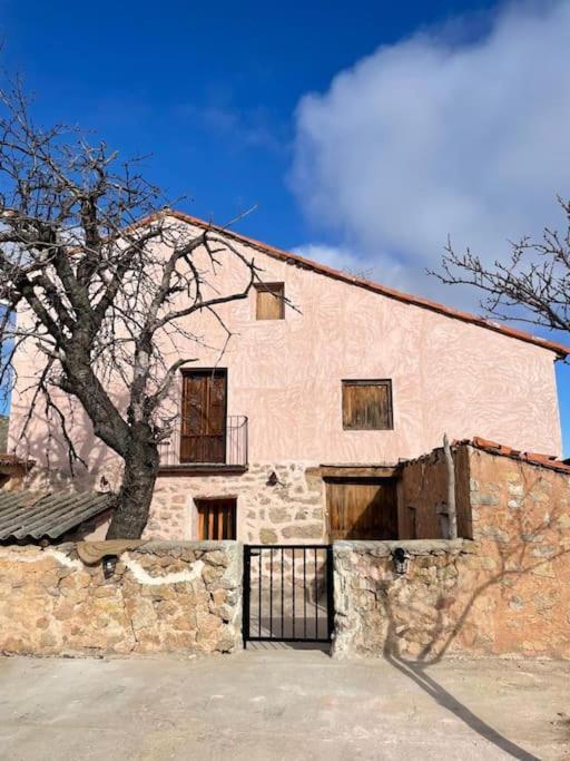 Acogedora Casa Con Patio-parking